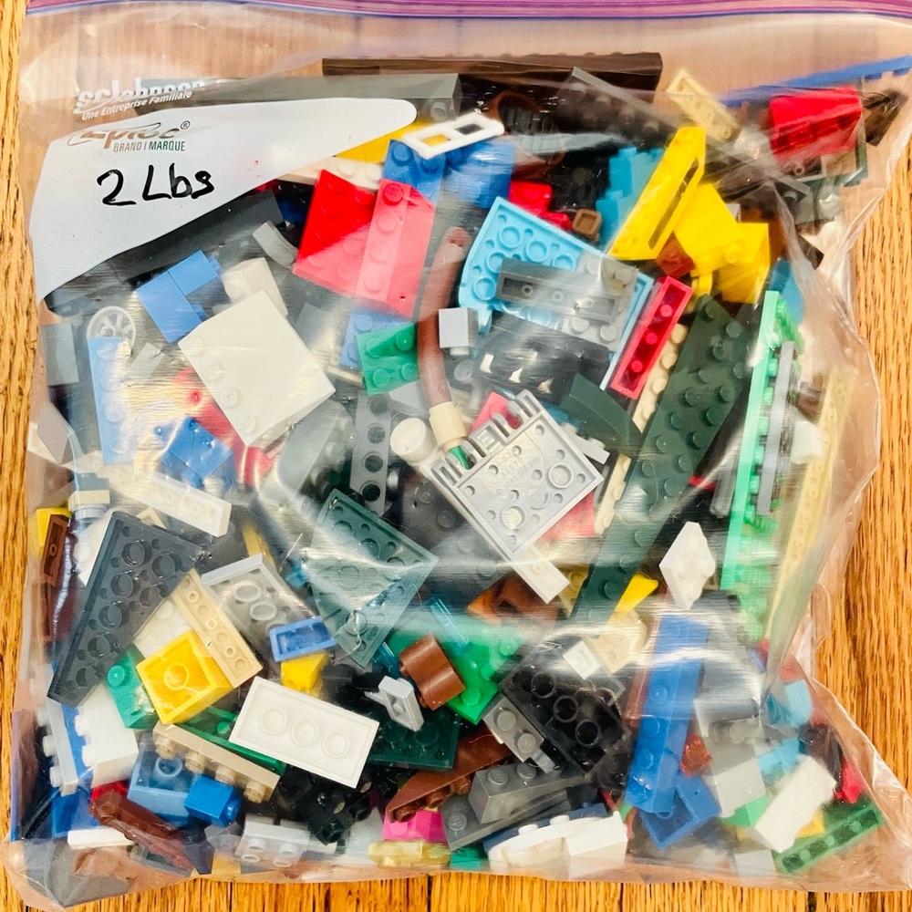 Legos! Assorted!!